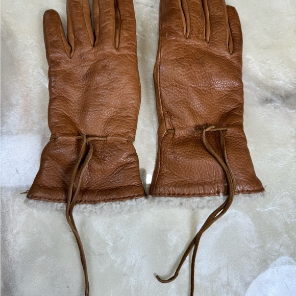 Portolano Italy Leather Shearling Gloves - Picture 7 of 13